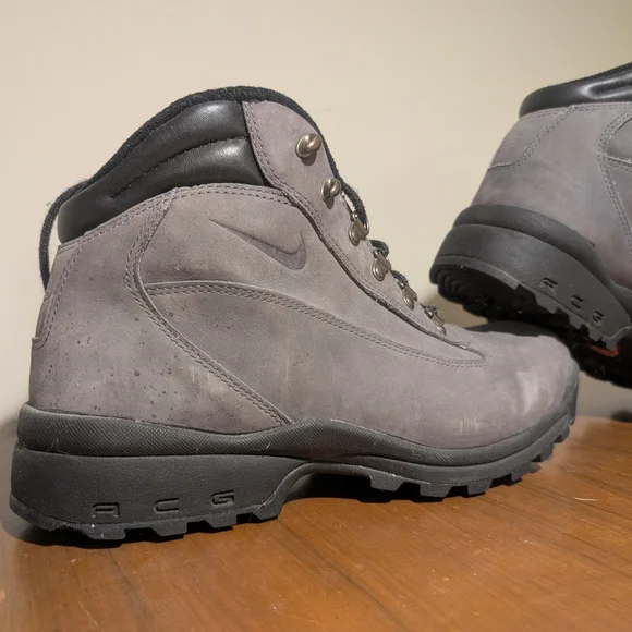 NIKE AIR ACG ALL-TRAC • Mens Boots - Picture 3 of 11